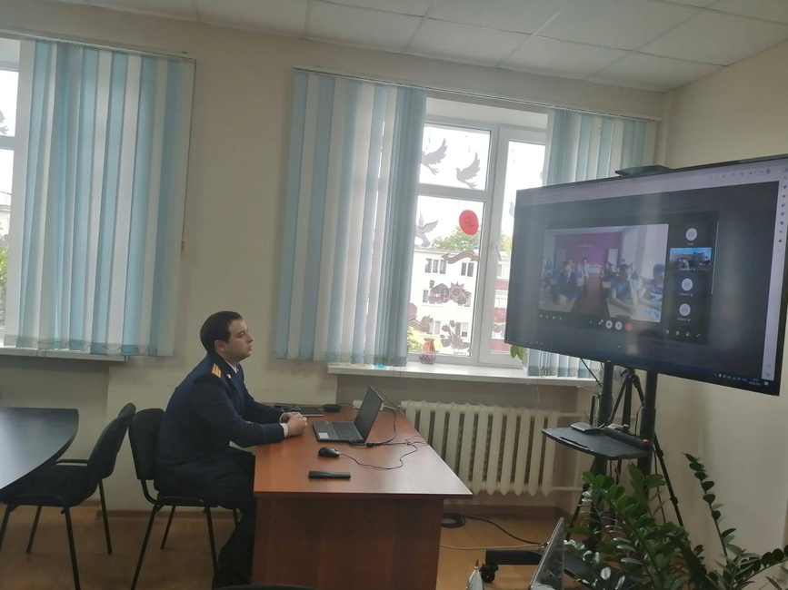 Профилактические беседы с обучающимися 7-11 классов